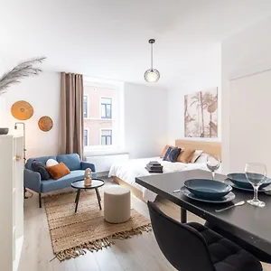  Appartement Chic Proche Aeroport & Centre-ville
